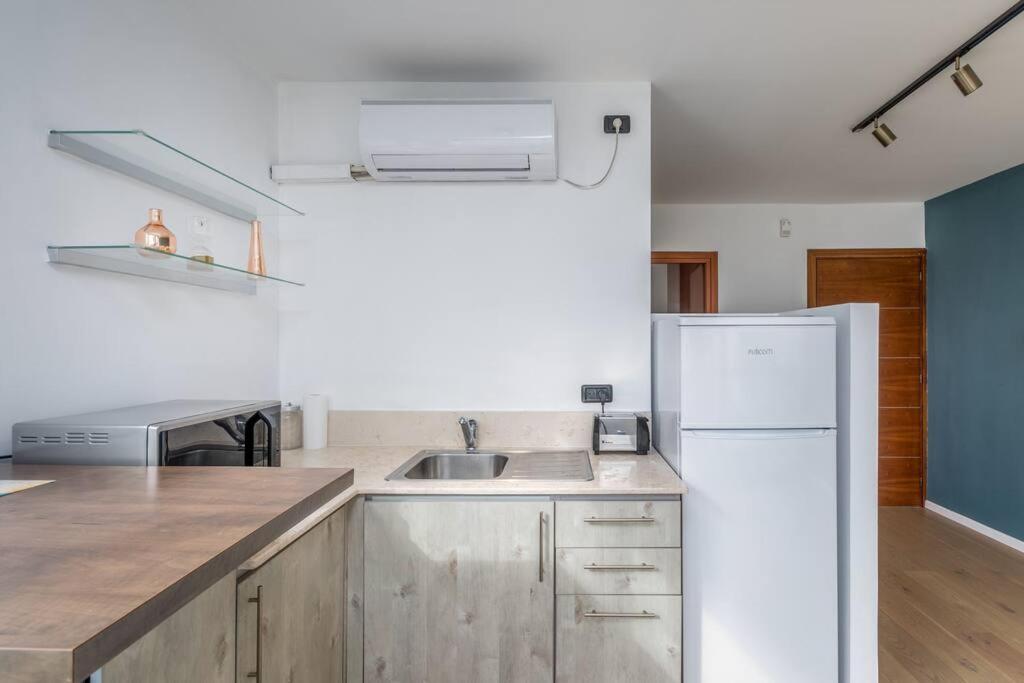Yirmeyahou Suites By Sea U Tlv Tel Aviv Esterno foto